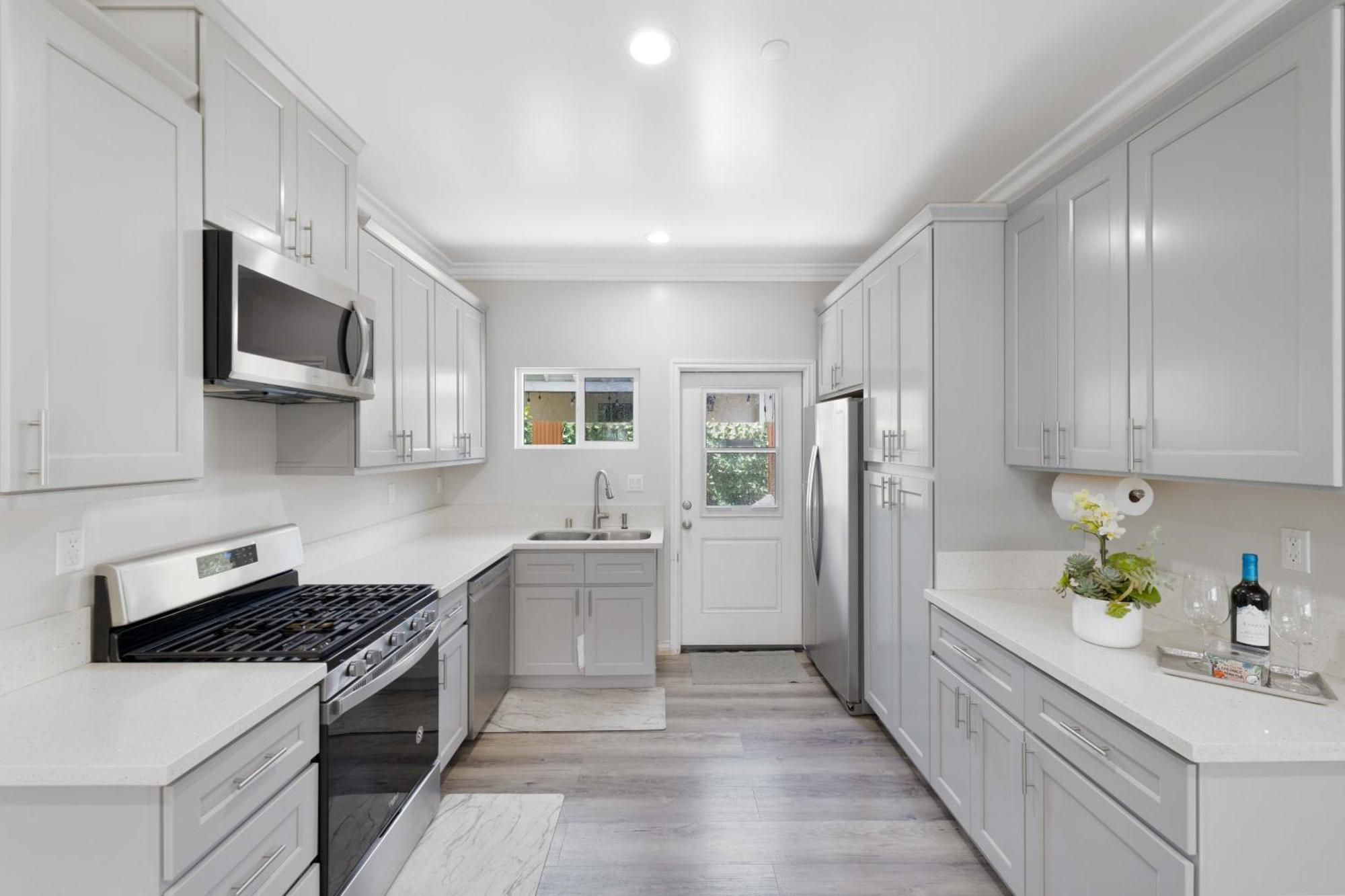Stylist Home In Convenient Location! Temple City Экстерьер фото