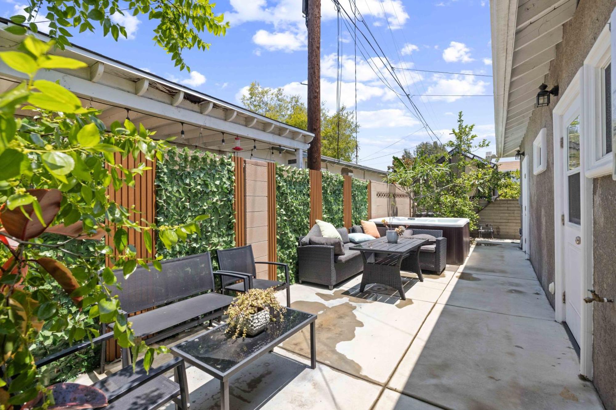 Stylist Home In Convenient Location! Temple City Экстерьер фото